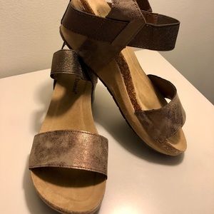 Pierre Dumas sandals